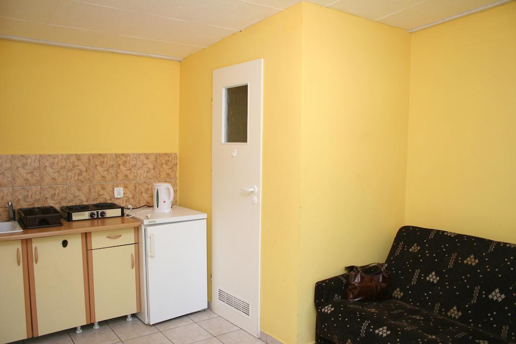 Osrodek Wypoczynkowy Jelonek Hotel Wolsztyn Szoba fotó